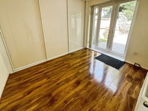 Bedroom - click for photo gallery